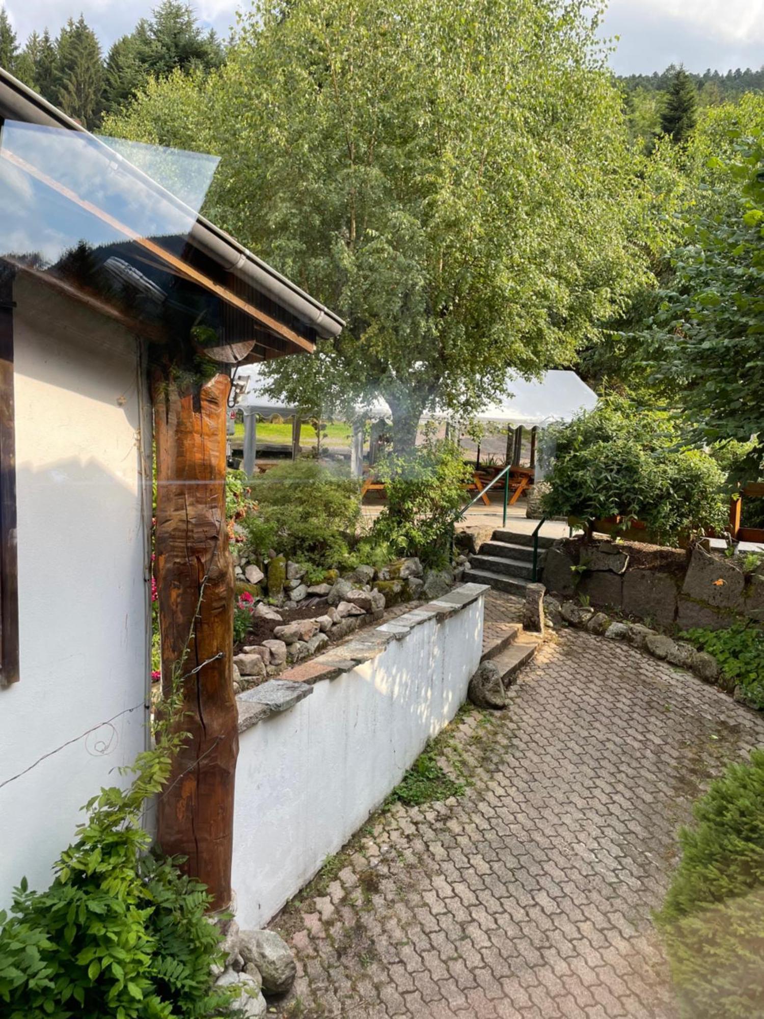 Hotel Notre Dame Des Monts Ban-sur-Meurthe-Clefcy Exterior foto